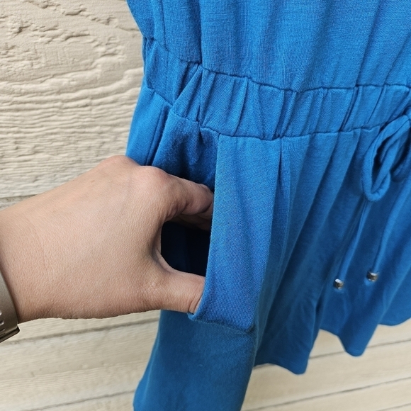 bebop blue short sleeve jersey knit keyhole romper medium - Picture 4 of 9